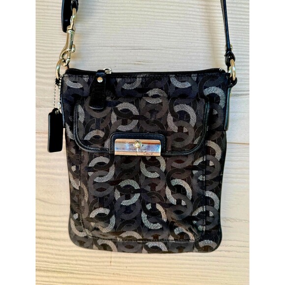 Y2K Coach Women's Swing-pack Crossbody Bag Gunmetal Gray Chain Link Pattern - Picture 1 of 10
